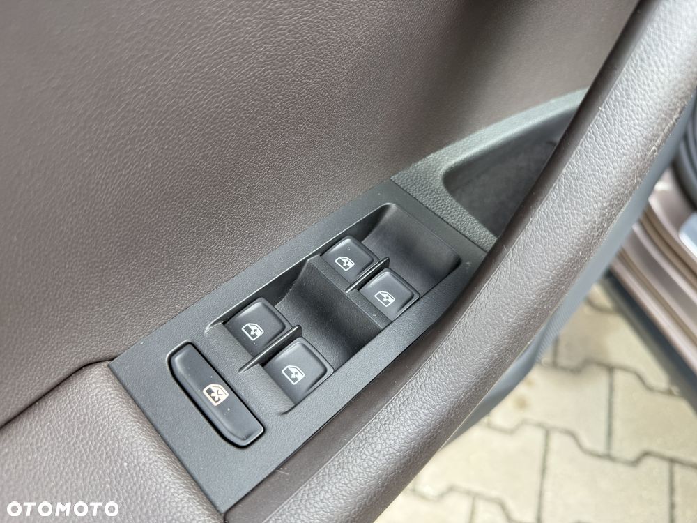 Skoda Octavia Scout 1.8 TSI 4x4 DSG - 20