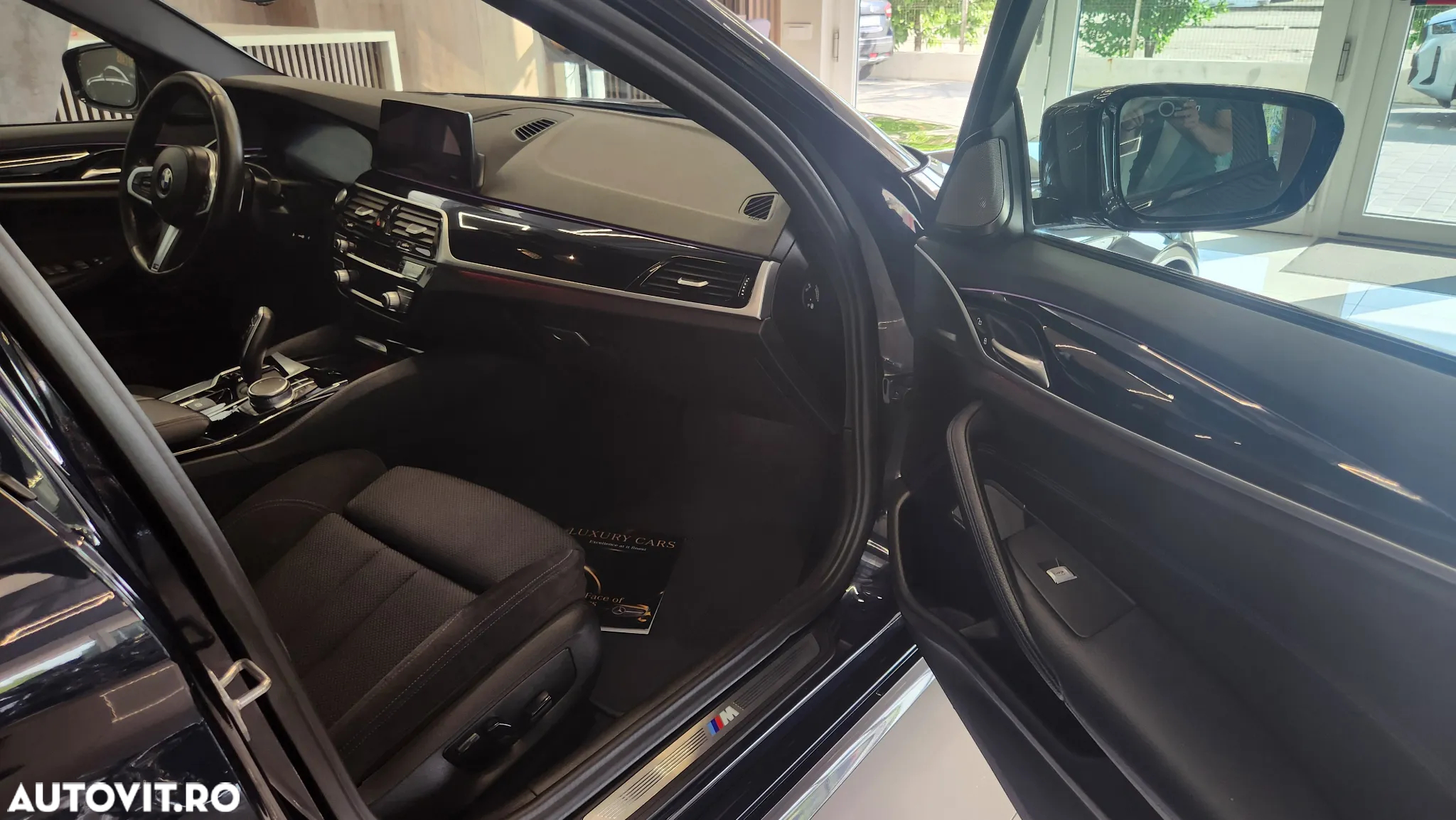 BMW Seria 5 520d xDrive AT - 16
