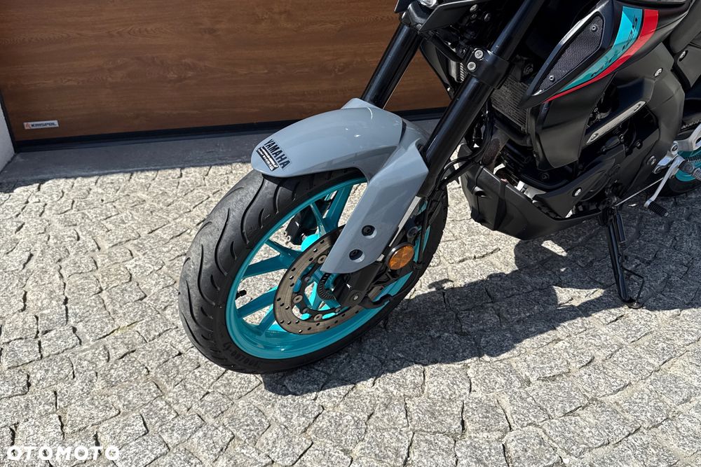 Yamaha MT - 21
