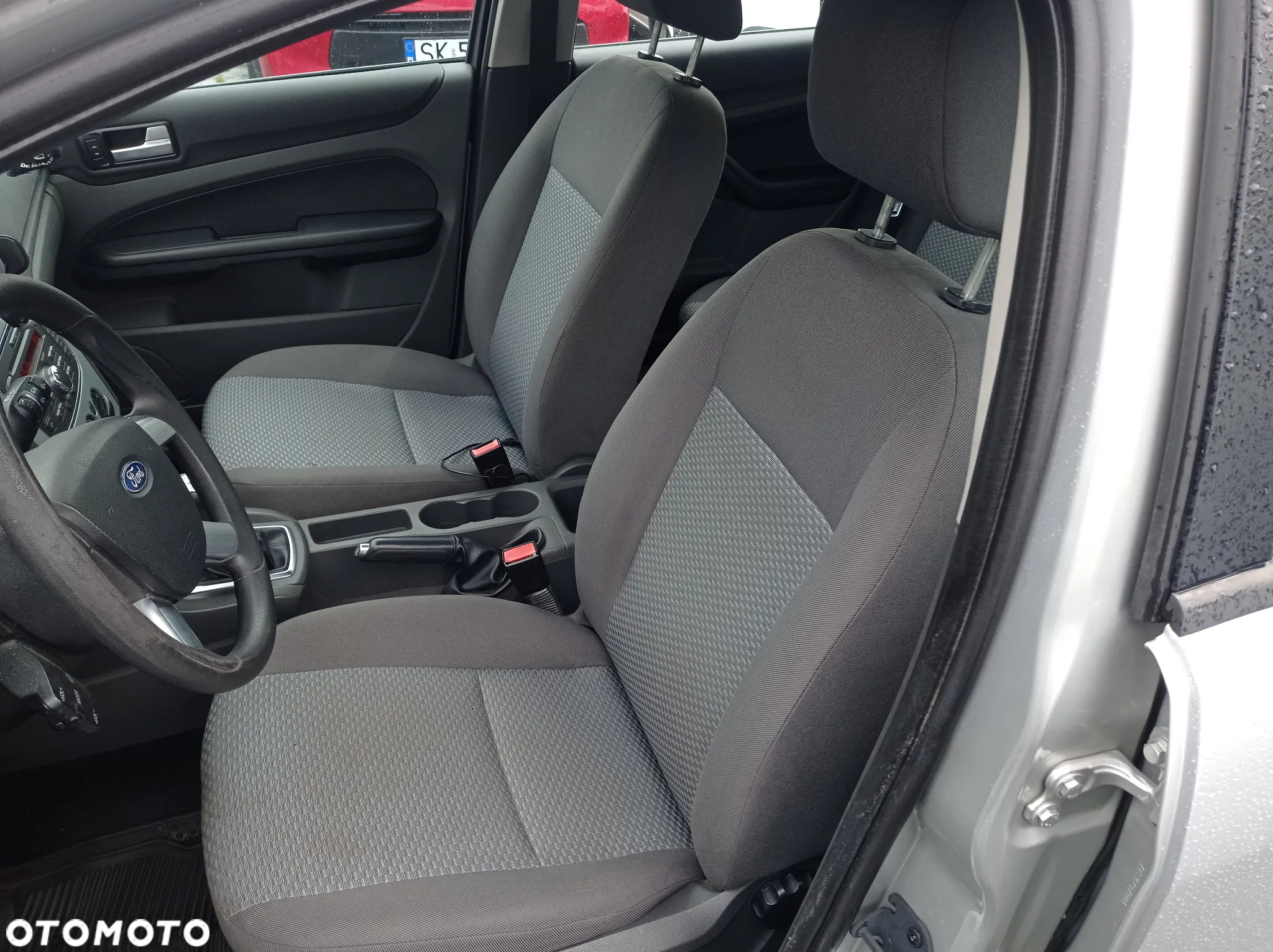 Ford Focus - 8