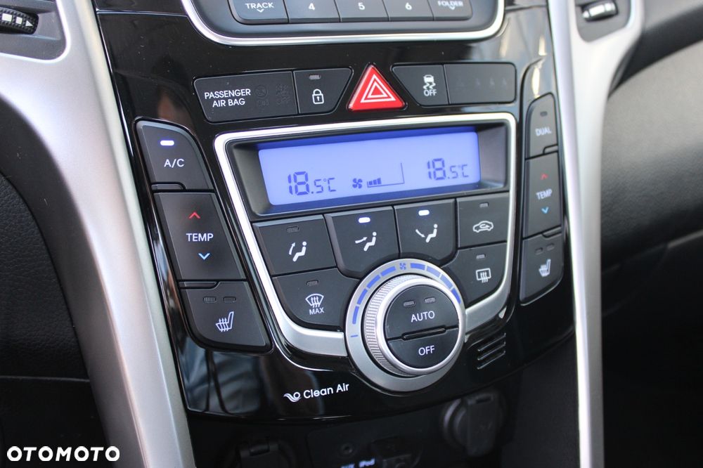 Hyundai i30 1.6 CRDi Premium - 18