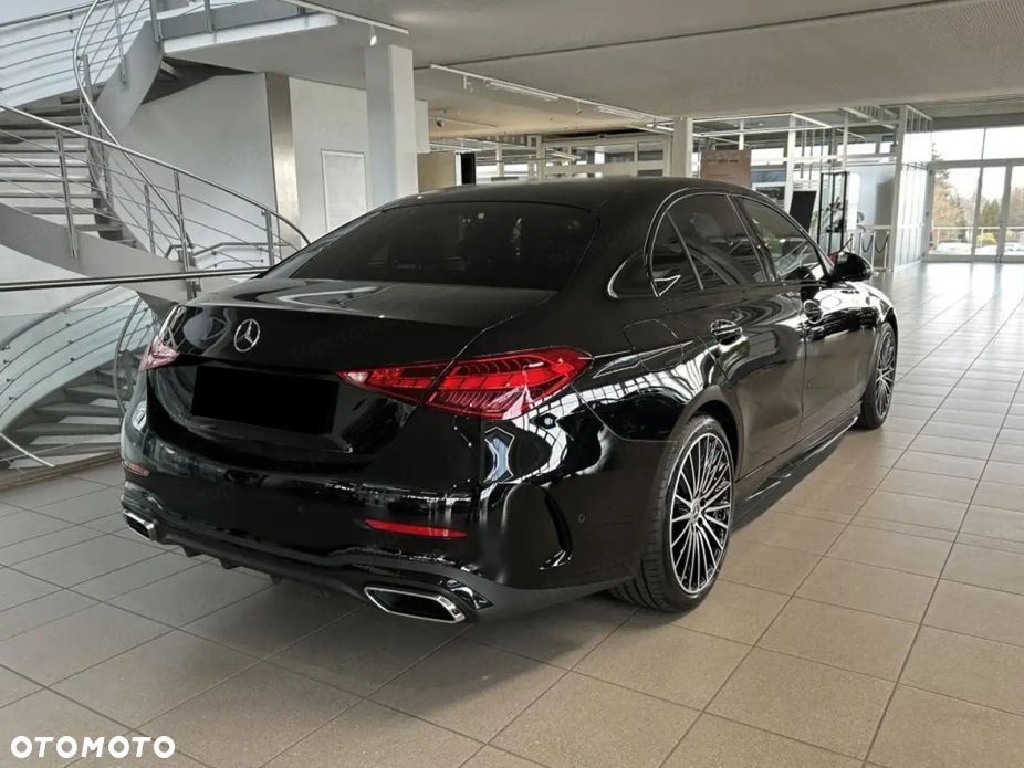 Mercedes-Benz C-Class 2026 photo 4