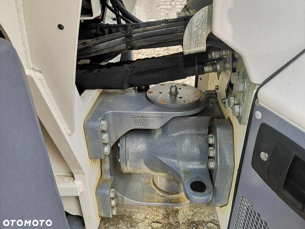 Dynapac CC4200C VI Walec Kombi Cummins 130 KM Mało Używany Jak Nowy! - 18