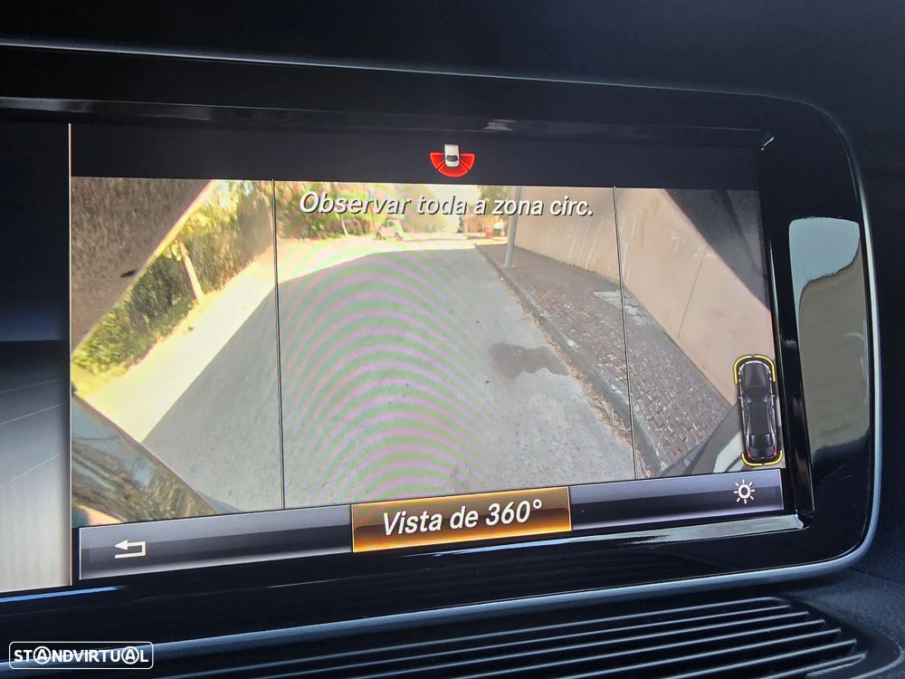 Mercedes-Benz S 300 BlueTEC Hybrid - 18