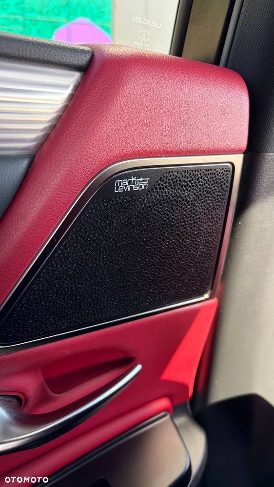 Lexus ES 300h F Sport Edition - 10