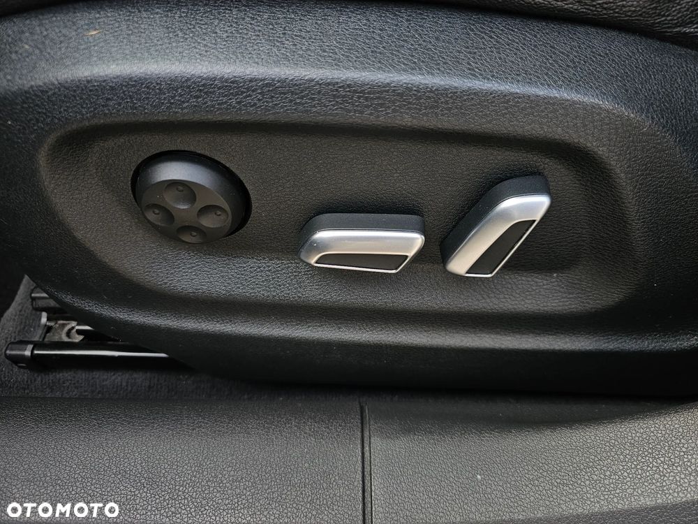 Audi Q3 2.0 TDI Quattro Design S tronic - 16