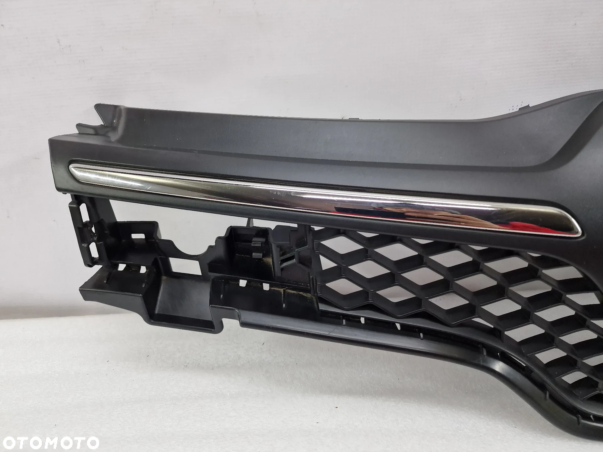 RENAULT TWINGO III 3 14- ATRAPA / GRILL PRZEDNI PRZÓD , NR 622566433R , NR AUKCJI GL330 - 3
