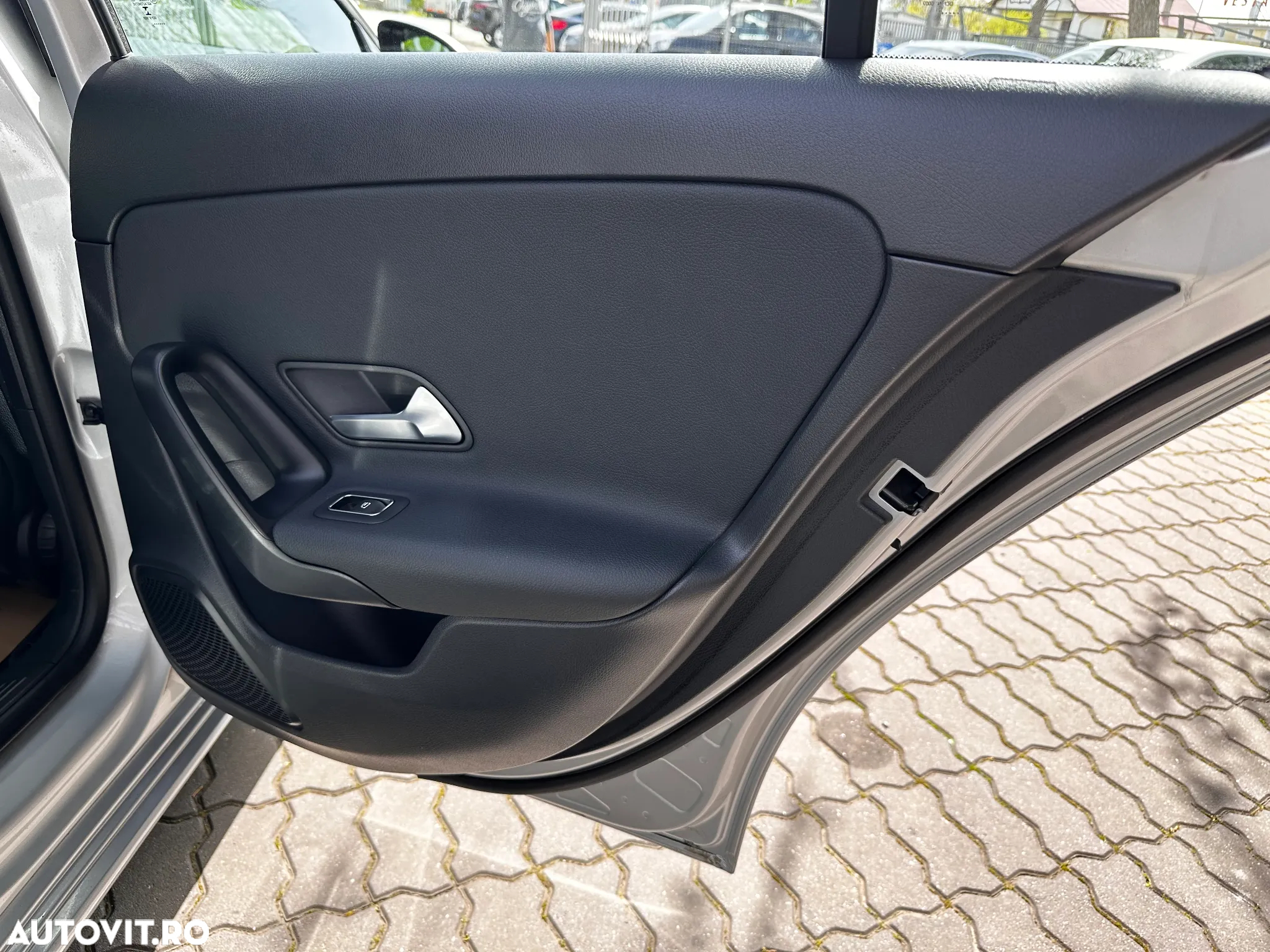 Mercedes-Benz A 250 e 8G-DCT Lim. Progressive Advanced - 22