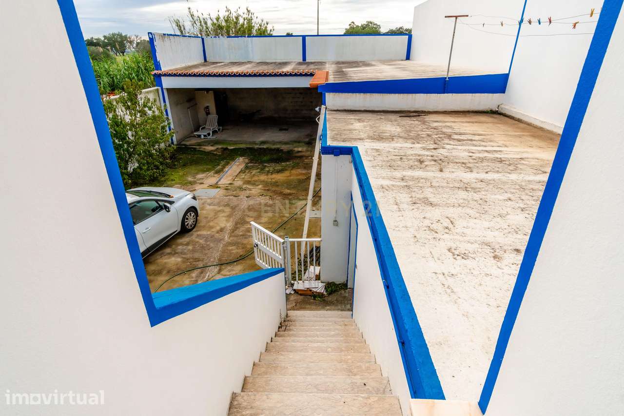 Prédio em propriedade total em Figueira dos Cavaleiros, Ferreira do Al - Grande imagem: 2/28