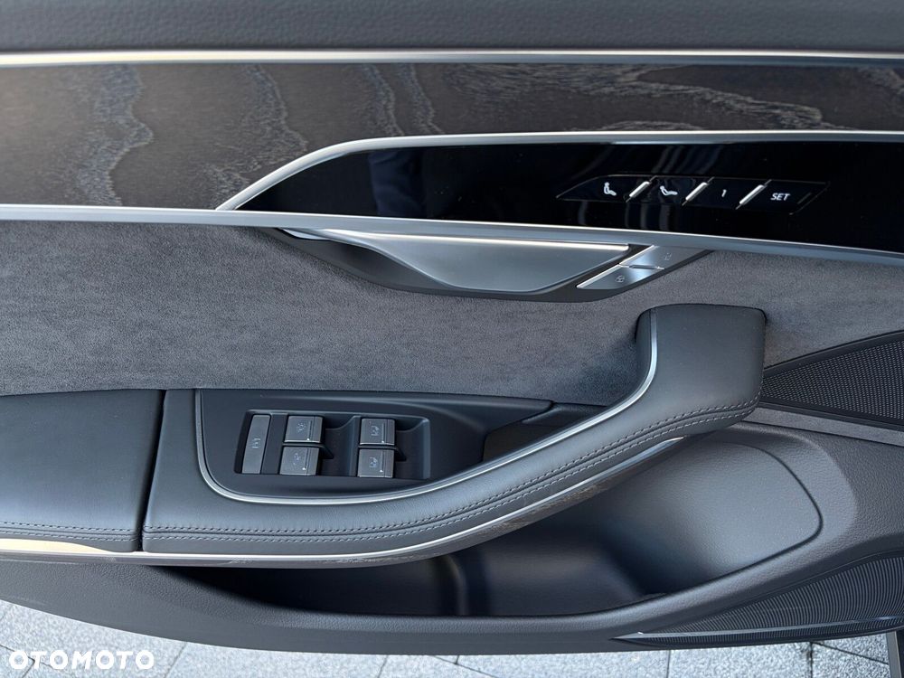 Audi A8 - 11