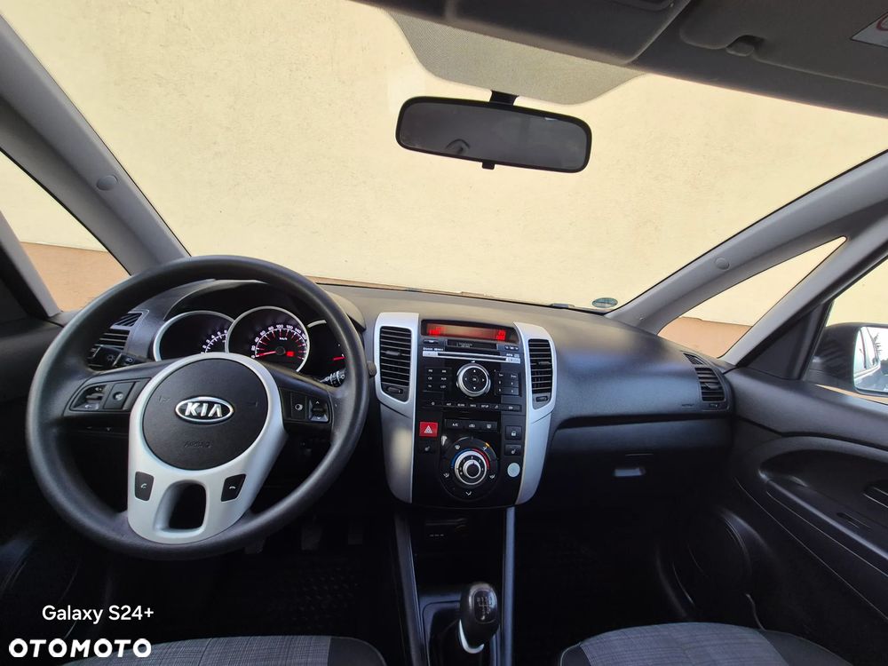 Kia Venga 1.4 L - 9