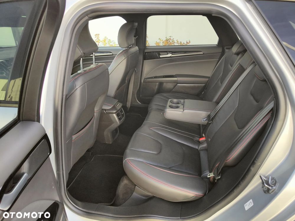 Ford Mondeo 2.0 Ti-VCT ST-Line - 14