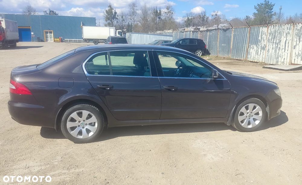 Skoda Superb 2.0 TDI Comfort - 10