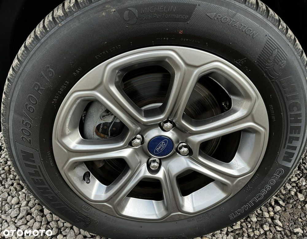 Ford EcoSport - 34