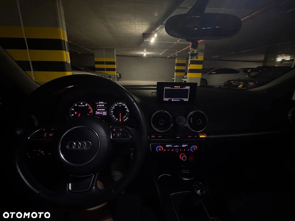 Audi A3 3-drzwiowe 1.4 TFSI Ambition - 21