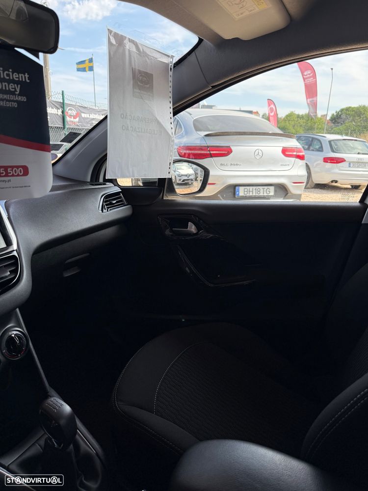 Peugeot 208 PureTech 82 Start & Stop Active - 14