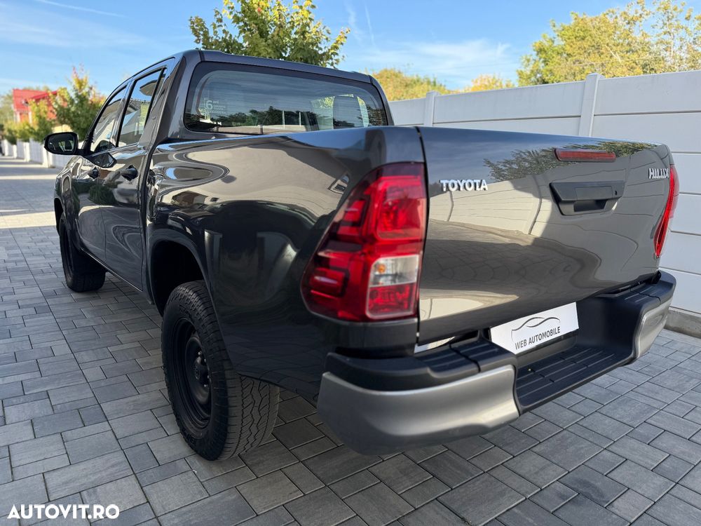 Toyota Hilux 4x4 Double Cab Comfort - 14