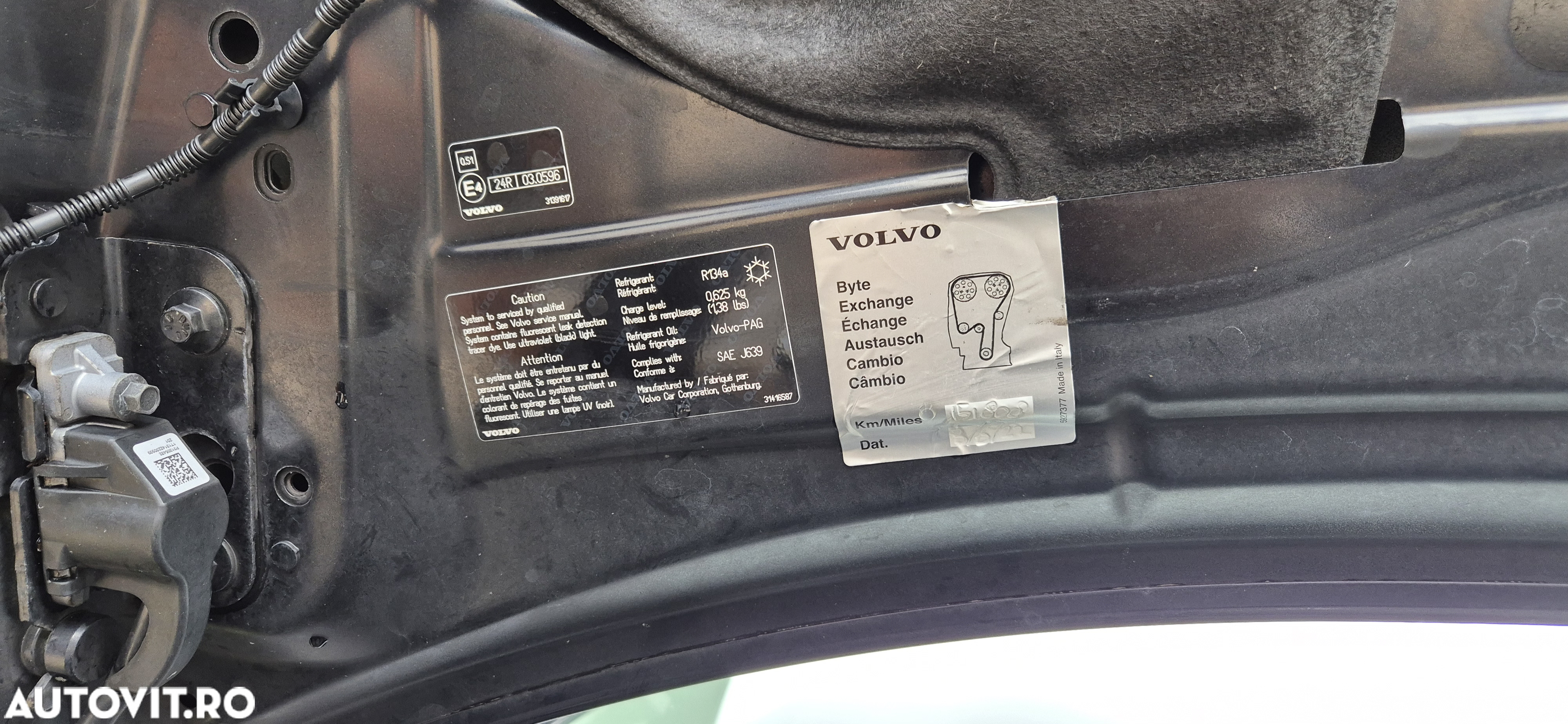 Volvo V40 D4 Momentum - 28