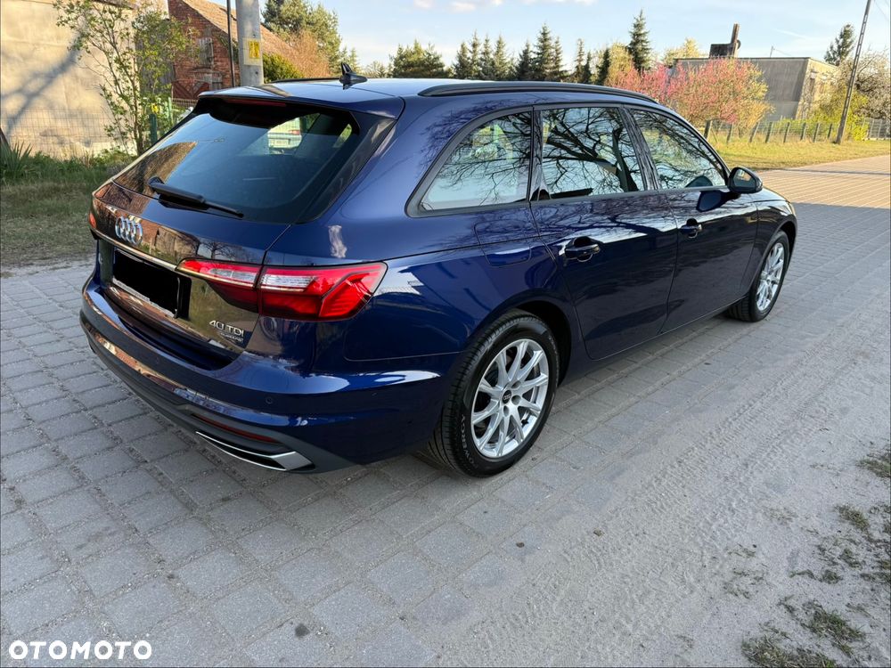 Audi A4 Avant 40 TDI quattro S tronic - 8