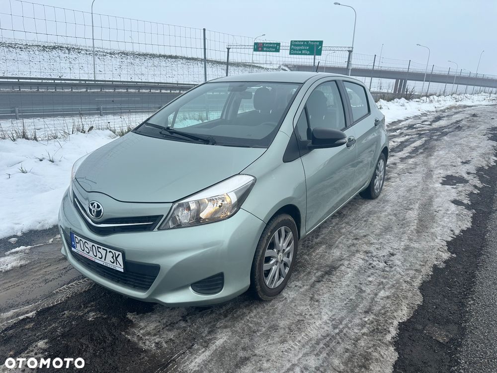 Toyota Yaris - 1