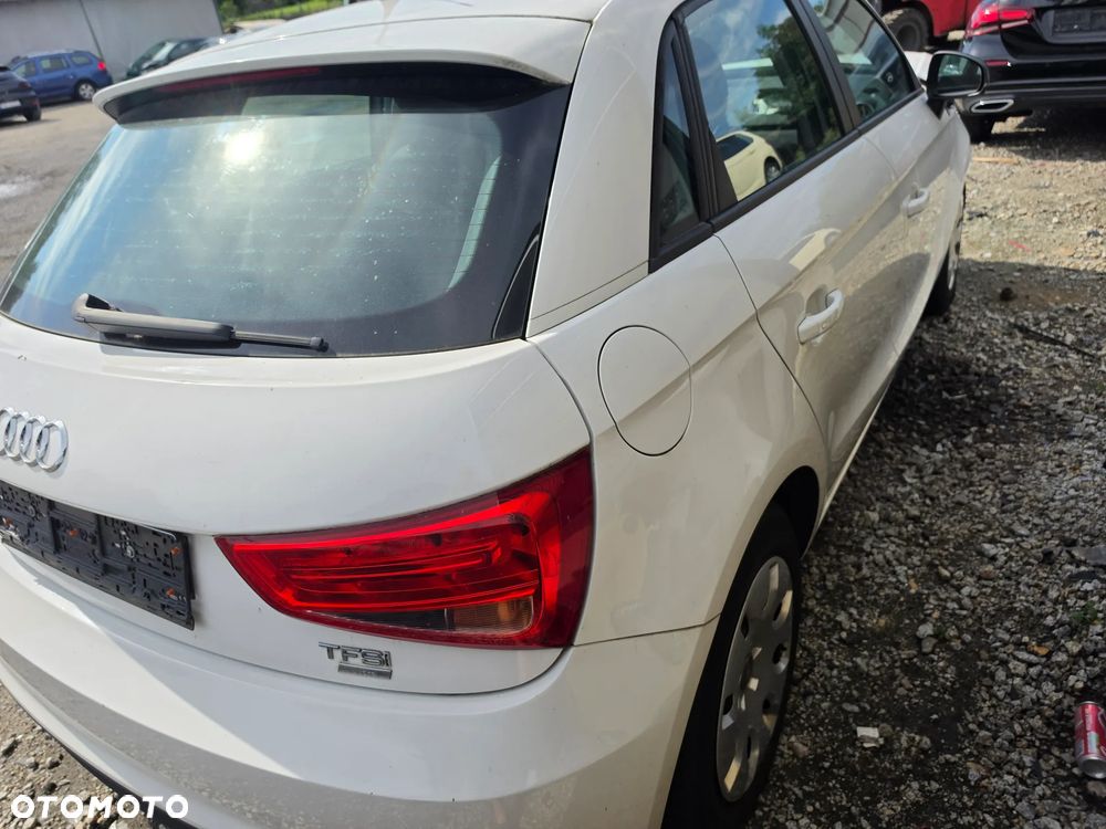 Audi A1 Sportback 1.0 TFSI ultra S tronic - 12