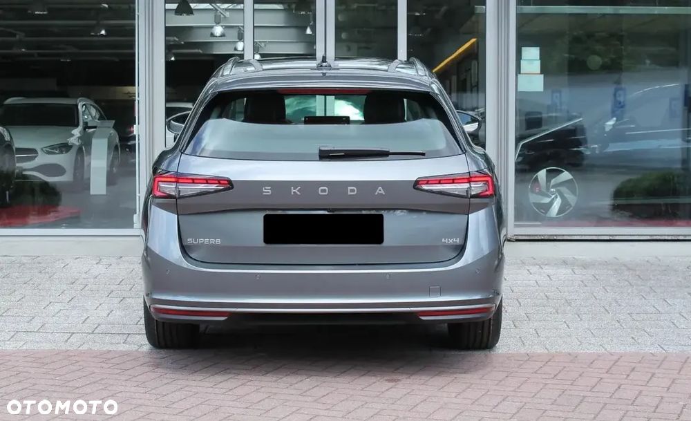 Skoda Superb 2.0 TDI SCR 4x4 L&K DSG - 4