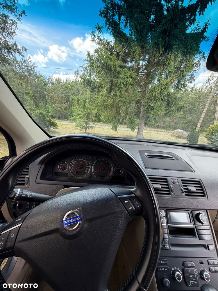 Volvo XC 90 D5 Momentum - 6