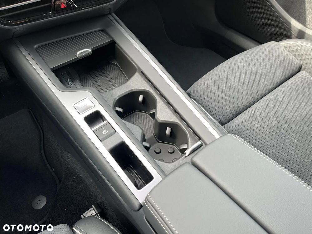 Volkswagen Passat - 20