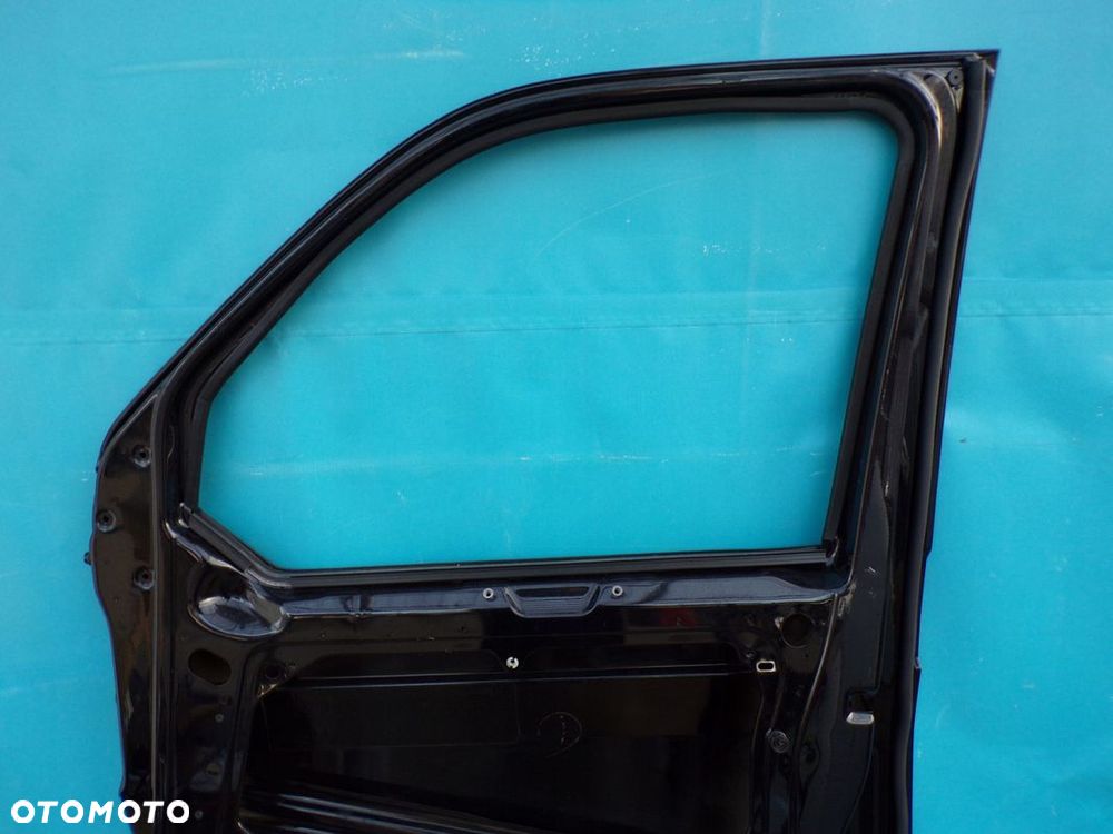VW T5 TRANSPORTER drzwi przednie PRAWE CZARNE - 6
