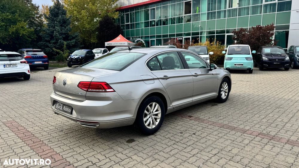 Volkswagen Passat 2.0 TDI (BlueMotion Technology) DSG Comfortline - 3