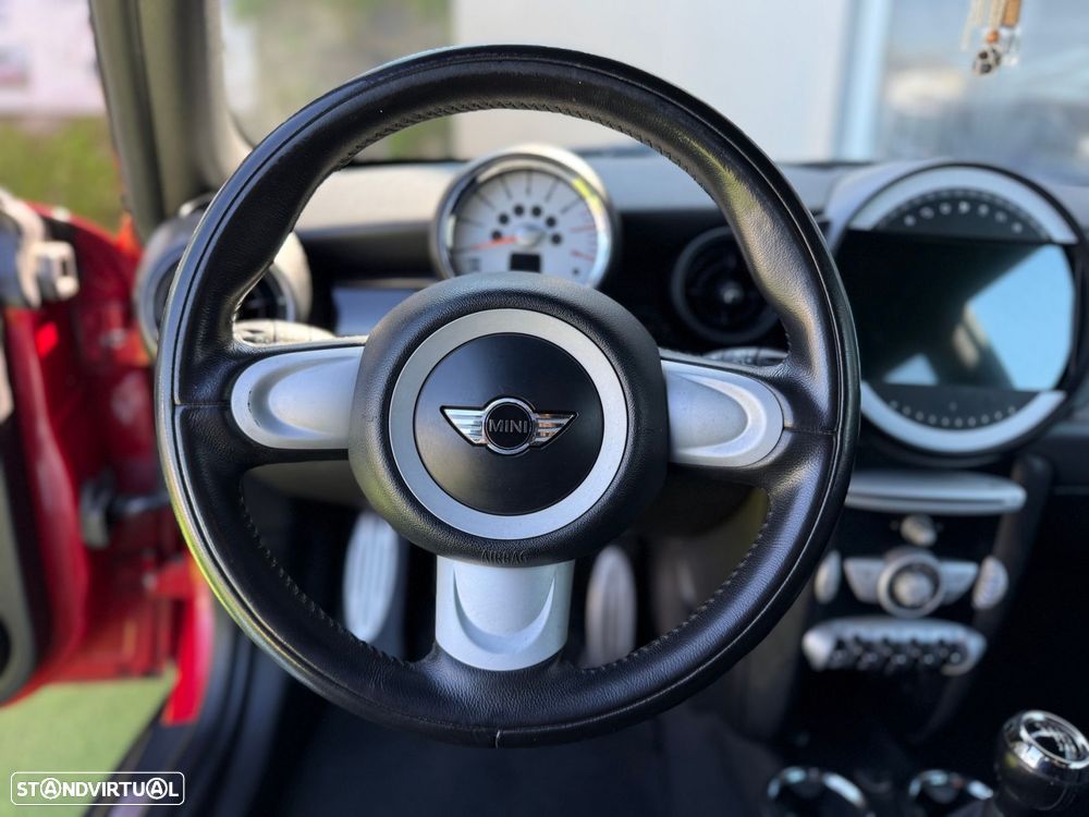 MINI 3 Portas One 1.4 - 14