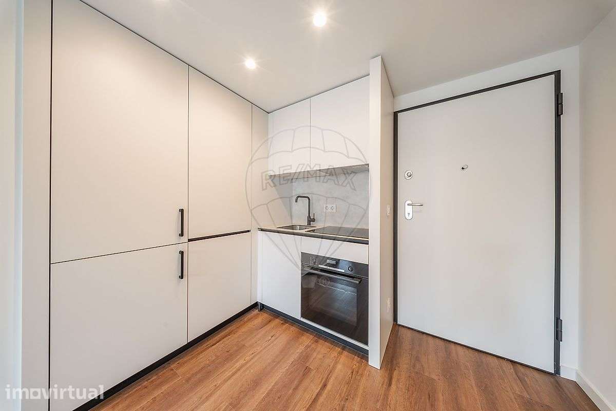 Apartamento T2 para arrendamento - Grande imagem: 2/23