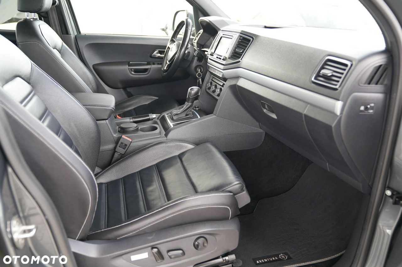 Volkswagen Amarok - 25