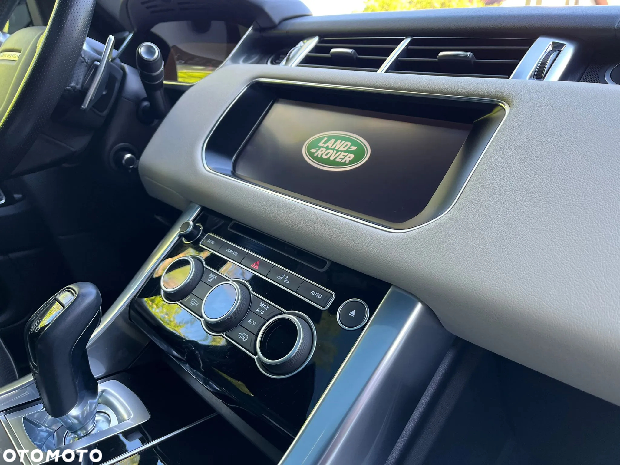 Land Rover Range Rover Sport S 5.0 V8 S/C HSE Dynamic - 12