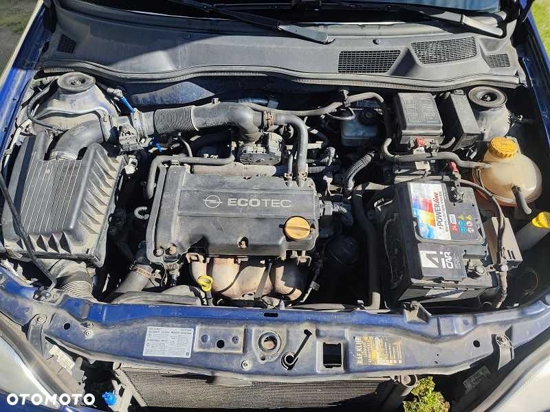 Opel Astra - 8