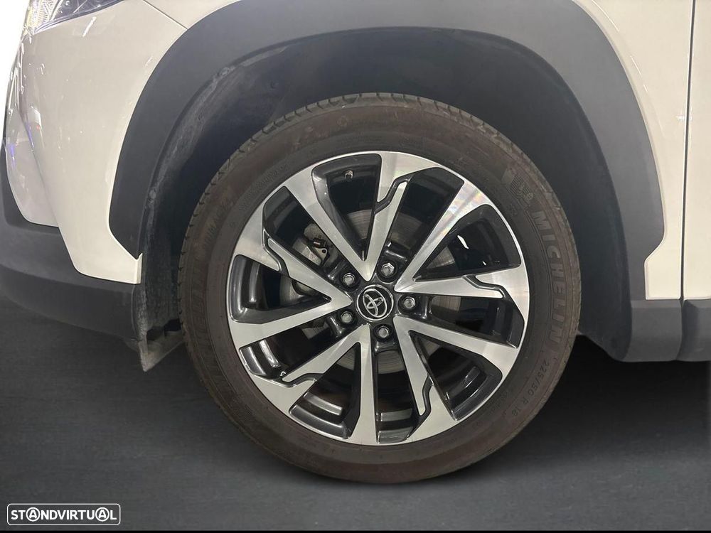 Toyota Corolla Cross 2.0 Hybrid Luxury - 19
