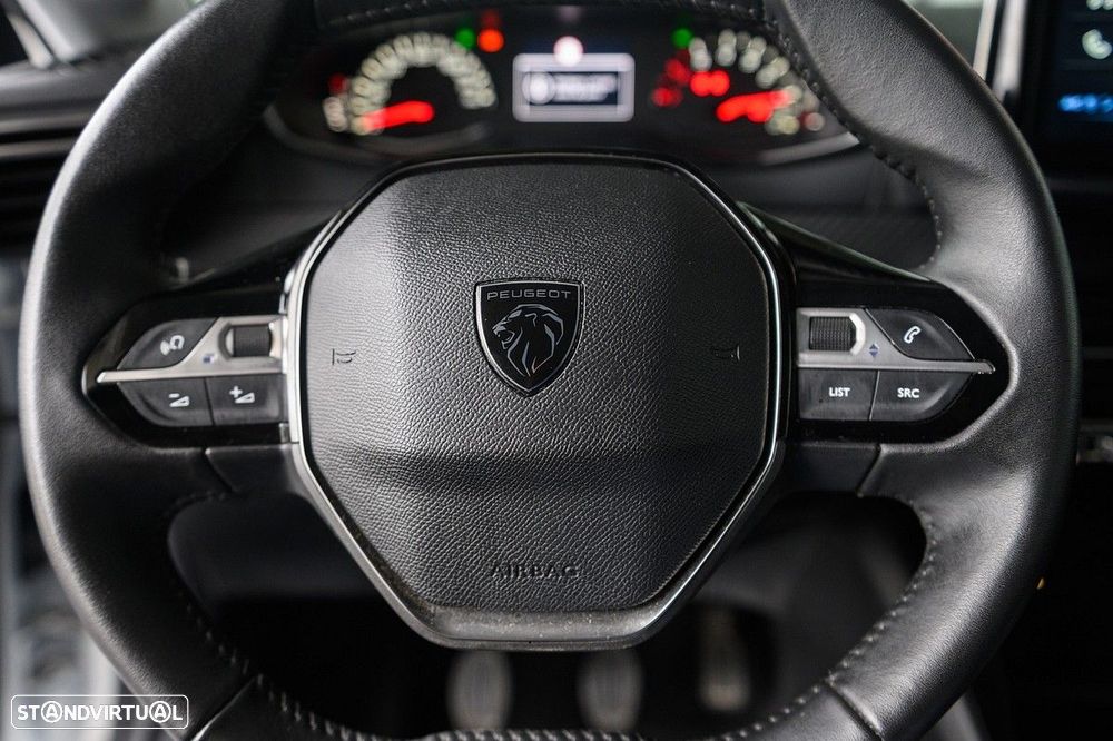 Peugeot 208 1.2 PureTech Active Pack - 40