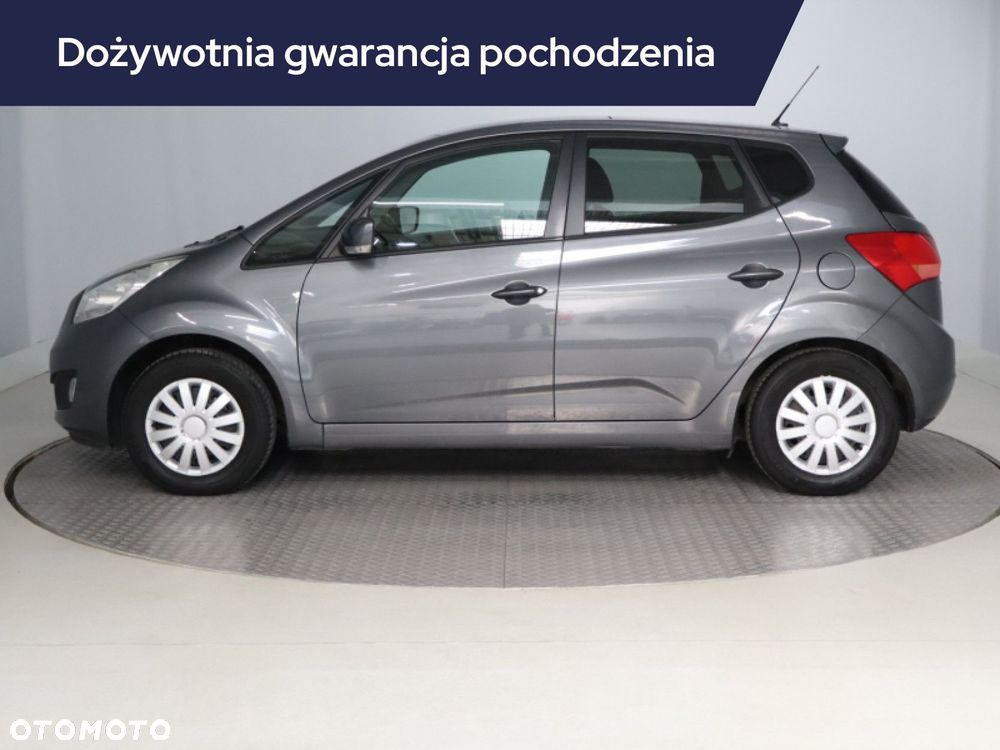 Kia Venga 2011 photo 3