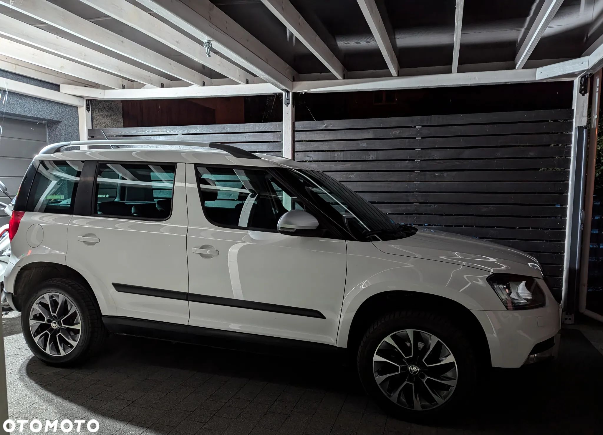 Skoda Yeti 2.0 TDI DPF 4x4 Adventure DSG - 1
