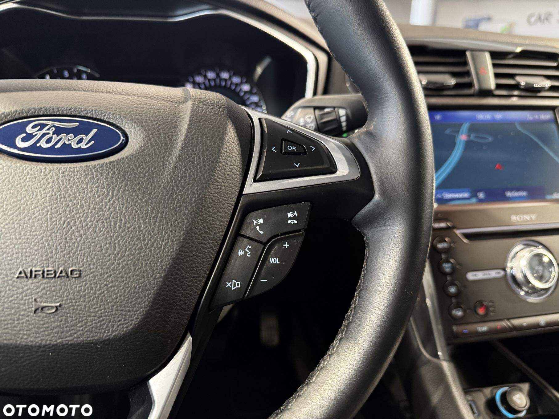 Ford Mondeo - 23