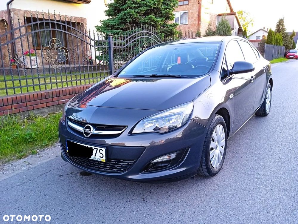 Opel Astra 1.4 T Executive EU6 - 2