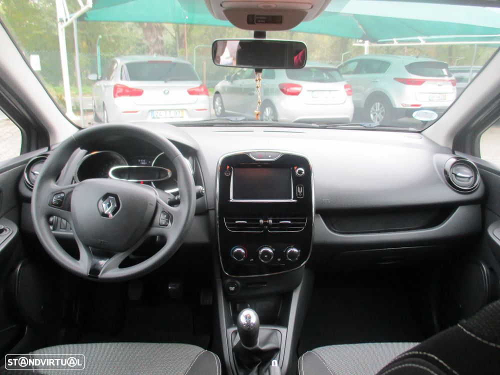 Renault Clio 0.9 TCE Limited - 10