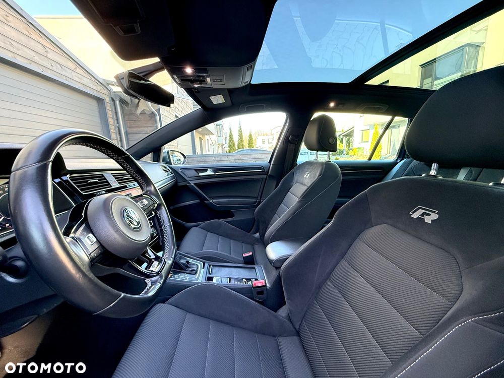 Volkswagen Golf - 16