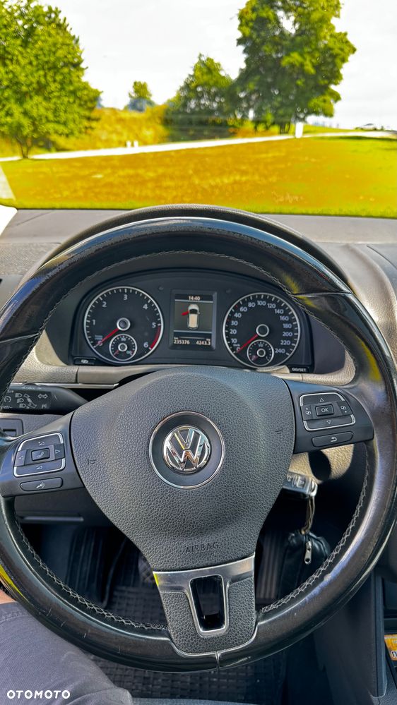 Volkswagen Touran 1.6 TDI DPF BlueMotion Technology MATCH - 15