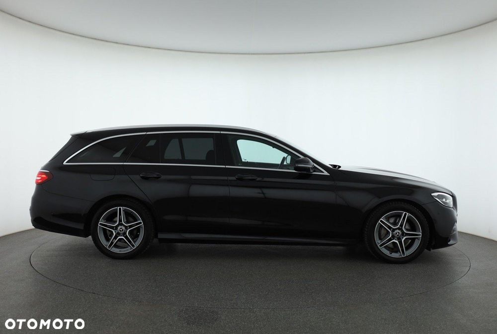 Mercedes-Benz Klasa E 220 d 4-Matic Avantgarde - 3