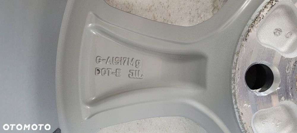 FELGI TOYOTA RAV4 V 2019- 7x17 ET35 5X114,3 - 11