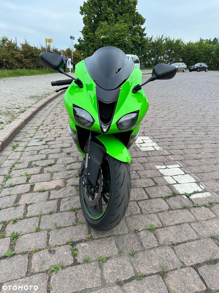 Kawasaki ZX - 3