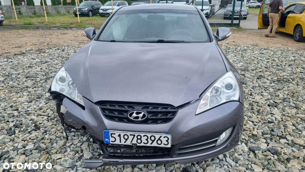 Hyundai Genesis - 6