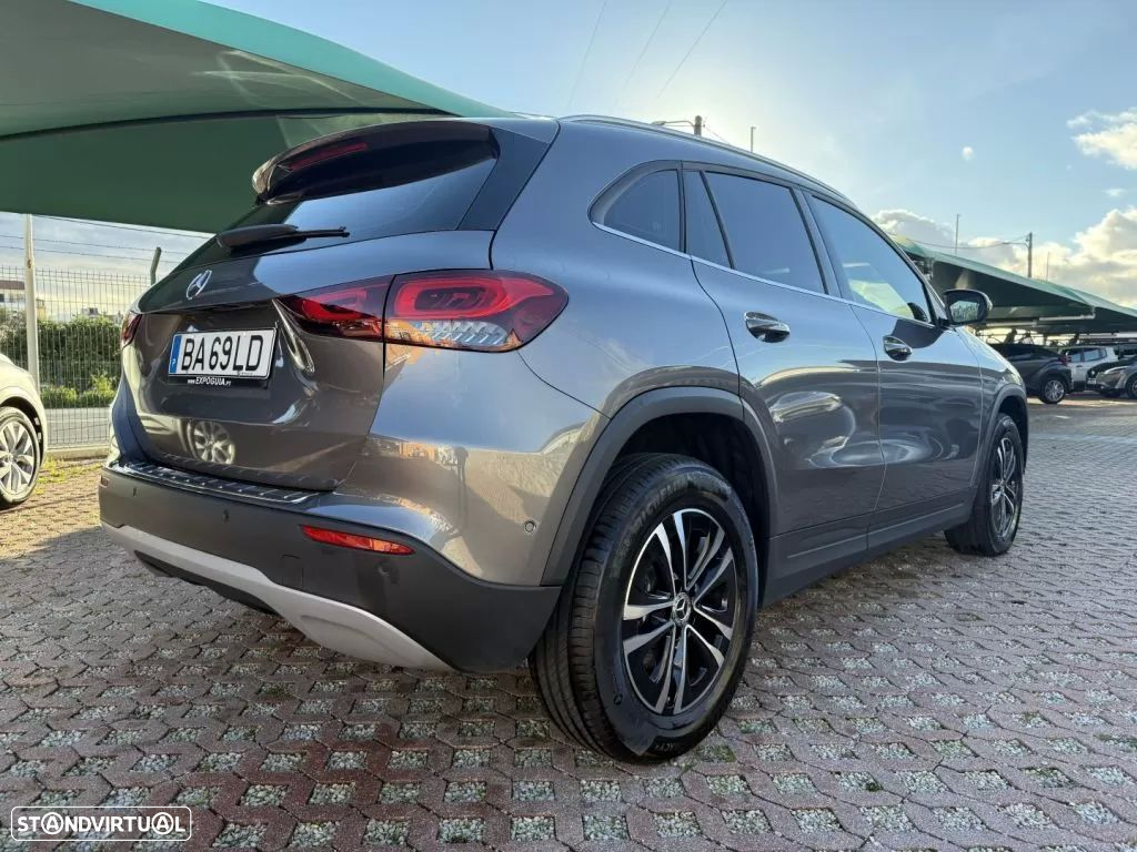 Mercedes-Benz GLA 180 d Progressive - 3
