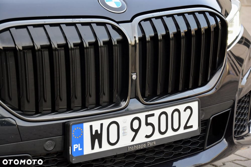 BMW Seria 7 730d xDrive mHEV sport - 22